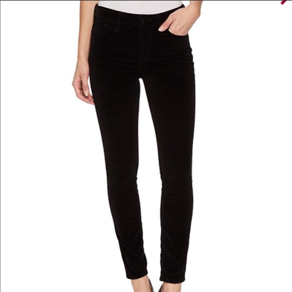 Joe’s Jeans Dark Navy Velvet Skinny Jeans New 27